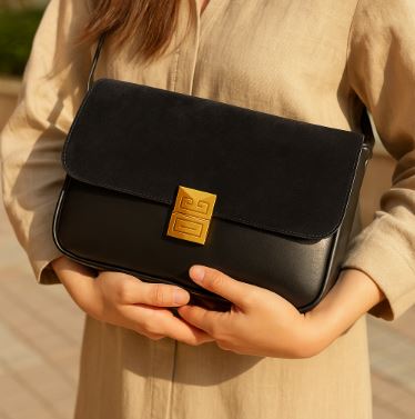 structured crossbody handbag