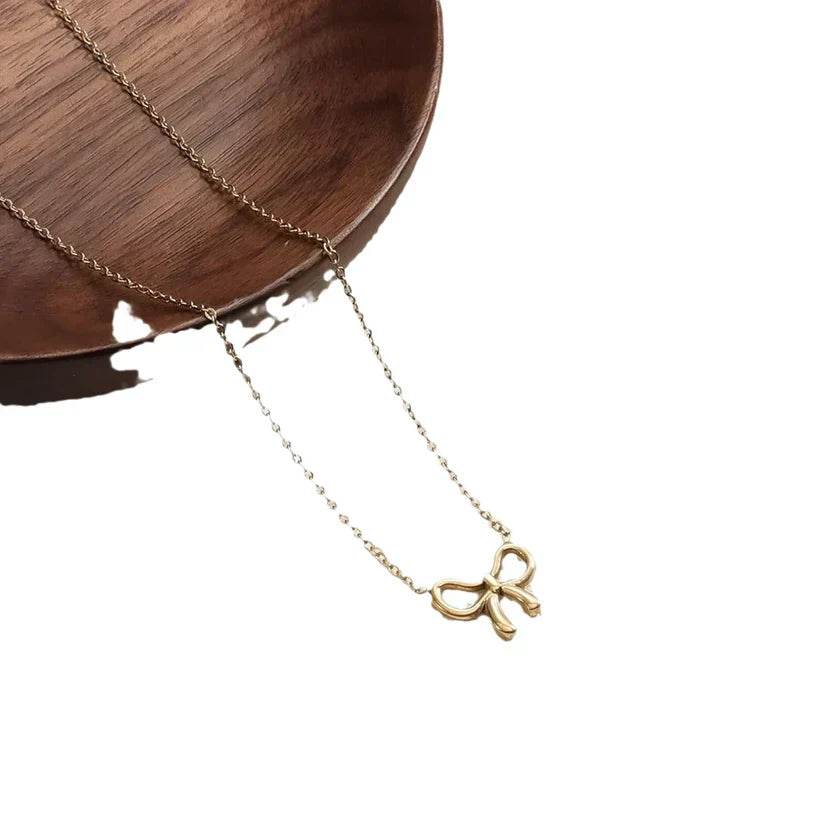 women's minimalist and versatile pearl bow necklace fashion jewelry